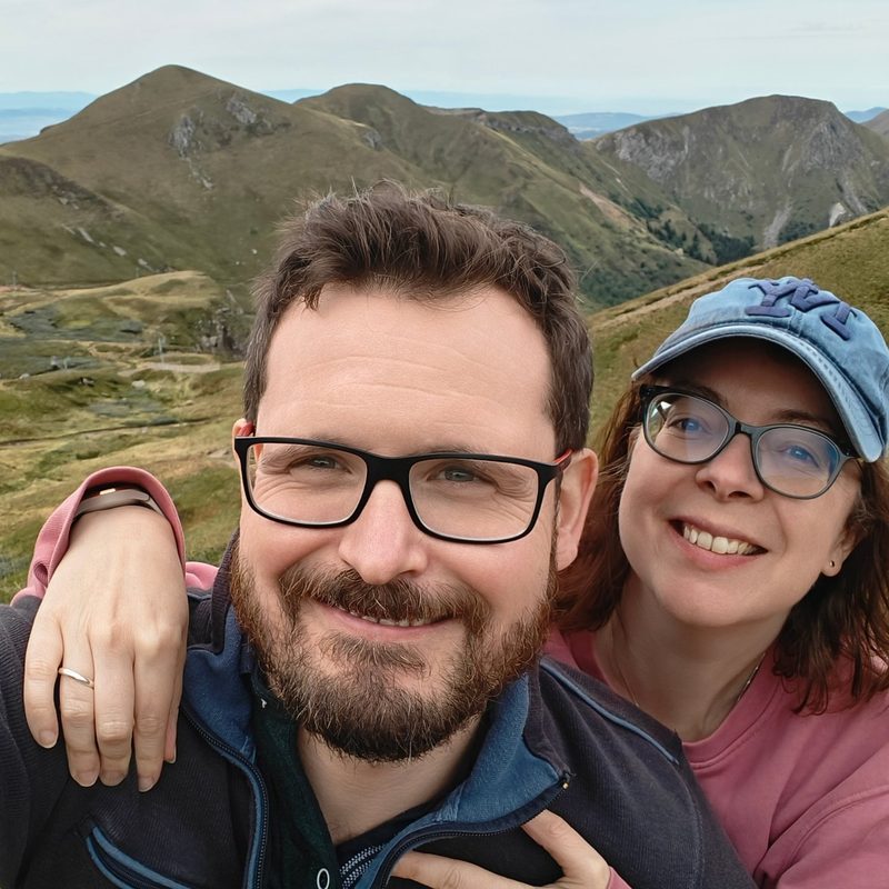Conor et Corinne dans les monts d’Auvergne